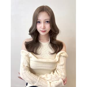 銀座20代韓国内巻きローレイヤー抜け感ベージュ