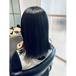 肩下切りっぱなし