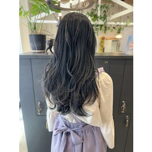 グレージュカラー/透明感カラー/レイヤーカット/韓国ヘア