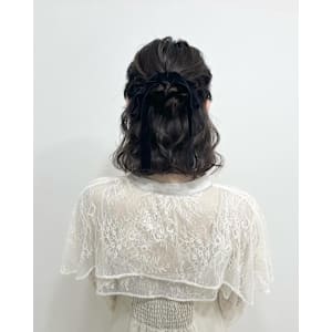 ボブアレンジハーフアップ