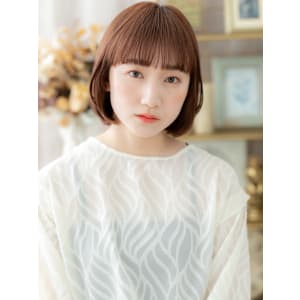 ツヤ髪ミルクティーピンク切りっぱなしボブ　マロンベージュ