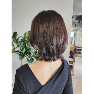 くびれ外はねミディアム