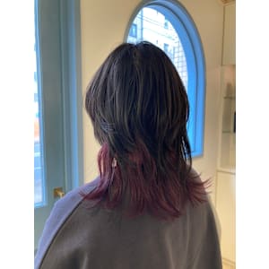 北区赤羽で人気の美容院2025赤紫インナーカラー