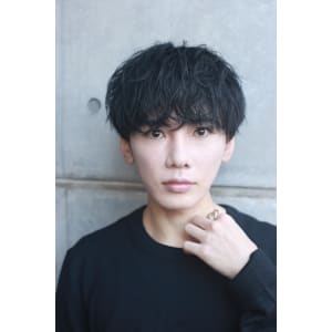 無造作マッシュ黒髪ブルーブラック