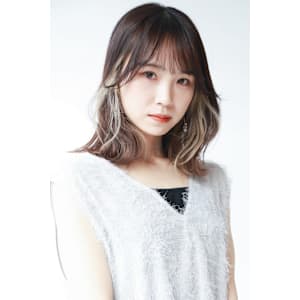 ハイトーンイヤリングカラー