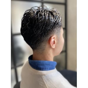 大人のメンズパーマスタイル