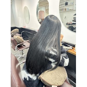 艶髪ストレート/黒髪ロング/システムトリートメント/横浜元町