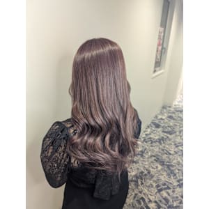 レッド系カラー