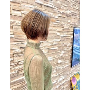 30代40代50代くびれショートボブ前下がりショートボブ