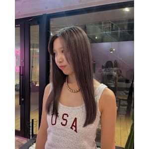 透明感抜群のグレージュ