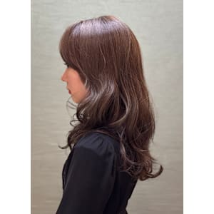 大人　顔周りレイヤー　グレージュ