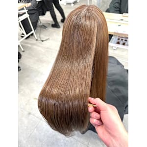 ナチュラルブラウン