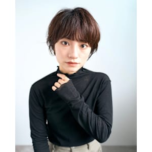 ショートボブ/小顔/ニュアンスパーマ/ブルーージュ[原宿]