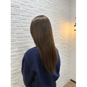 ブラウンベージュ