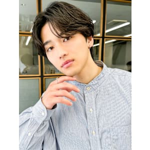 小顔韓国ヘア/センターパート/メンズパーマ/黒髪/ツーブロッ - soar 髪質改善 レイヤーカット 【渋谷 髪質改善サロン】【ソア カミシツカイゼン レイヤーカット】掲載中