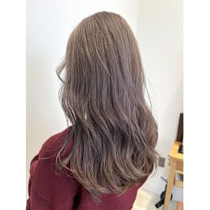 ベージュカラー