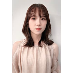 20代・30代・40代/ミディアムヘア/透明感ブラウン