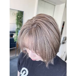 【W_SALON 河原町】ミルクティベージュ×ショートボブ