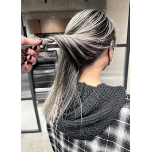 ★顔周りが暗くならないシャドウルーツバレ★