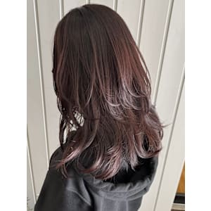 ショコラブラウン　ハイレイヤー　ロングウルフ　似合わせカット