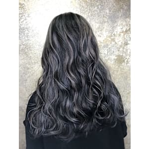 Lusso chiaro　西池袋店×スタイル