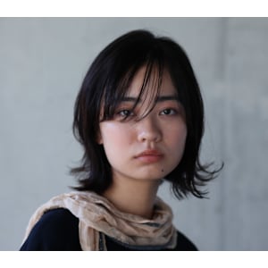 ナチュラル外ハネワンカール