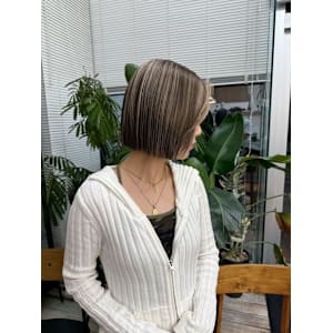 TRUCKIN UP THE PATH×スタイル