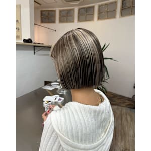 TRUCKIN UP THE PATH×スタイル