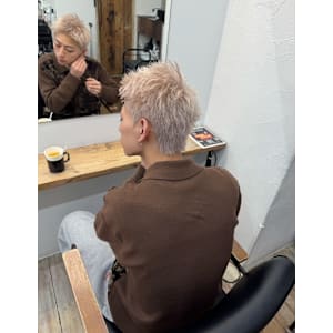 TRUCKIN UP THE PATH×スタイル