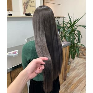 TRUCKIN UP THE PATH×スタイル