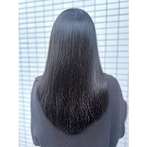 艶髪ストレートパーマ/レイヤーカット/バイカルテトリート