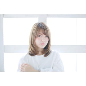 ミディアムレイヤー/レイヤー/内巻き/マロンベージュ