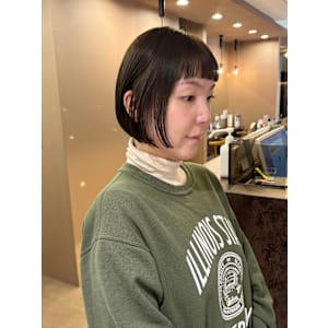 ミニボブ/オリーブベージュ/オリーブブラウン/オン眉/横浜