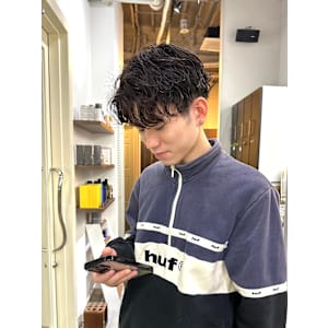 メンズ　カット　マッシュ　パーマ