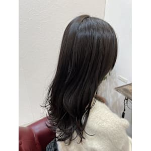 暗色/外ハネミディ/イルミナカラー