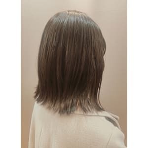 オリーブカラー/オリーブブラウン/外ハネボブ【島袋蛍月】