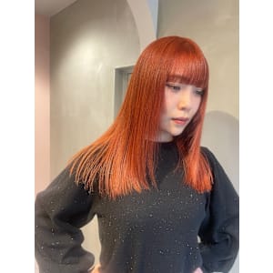 ストレートスタイル × オレンジベージュ