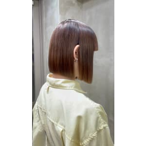 切りっぱなしボブ×酸性ストレート