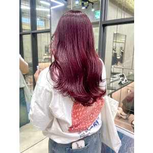 チェリーレッド