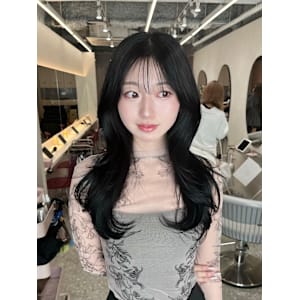 LARME by Sea 新宿【ラルムバイシー】×ロング