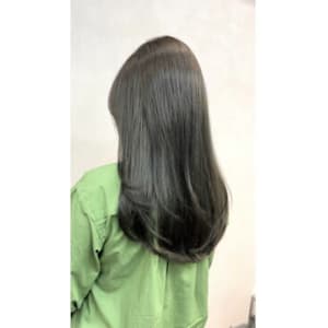 TIARA 博多店×スタイル