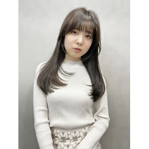 TIARA 博多店×スタイル