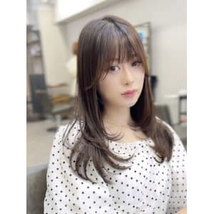 TIARA 博多店×スタイル