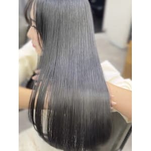 TIARA 博多店×スタイル