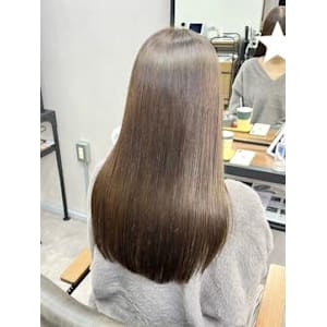 TIARA 博多店×スタイル