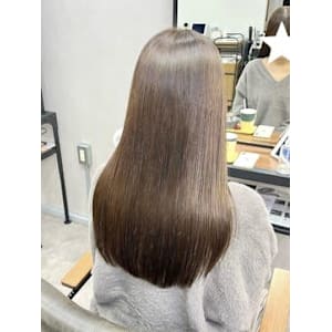 TIARA 博多店×スタイル