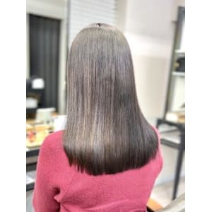 TIARA 博多店×スタイル