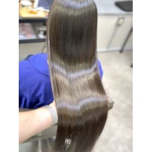 TIARA 博多店×スタイル