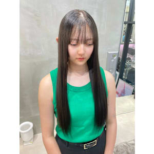 オリーブカラー