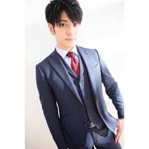 アップバングモテる流行イケメン黒髪モテ髪ツーブロックビジネス